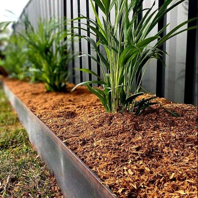 Cor-Ten steel retaining wall rusted corten steel metal garden bed edging