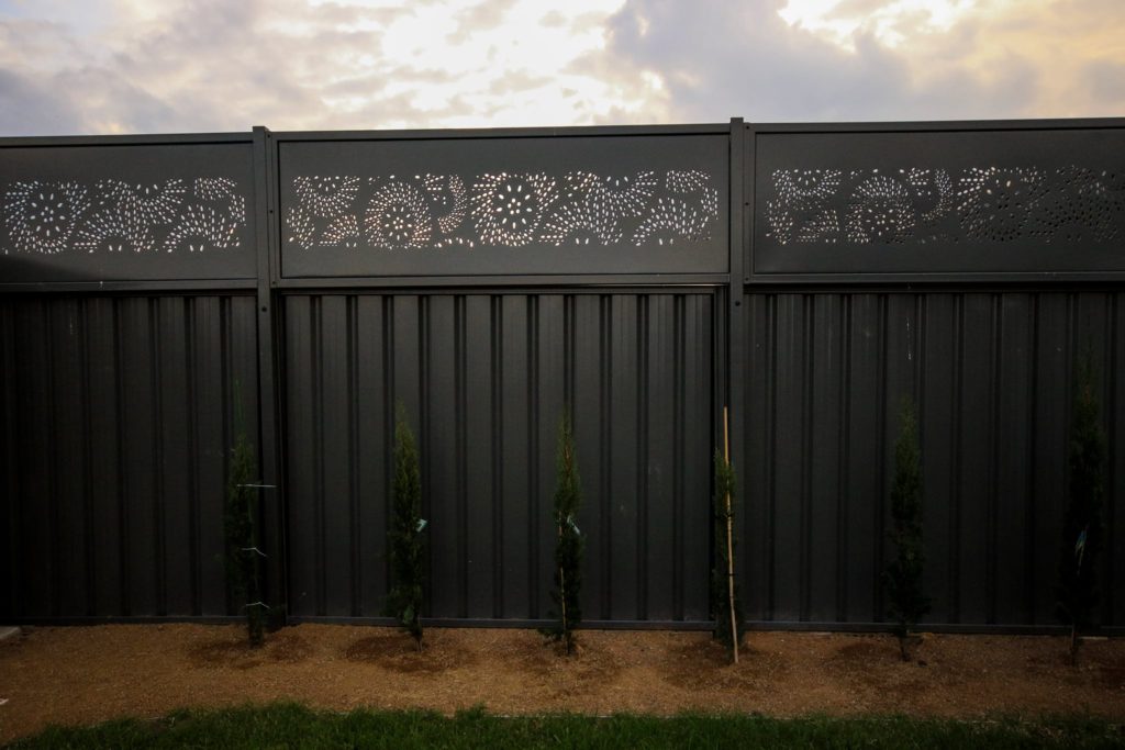 Fence Topper - Fanfare Pattern
