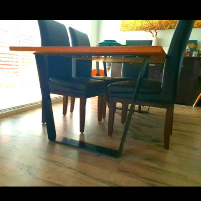 Custom Table Legs in Powder Coated Aluminium Custom Table Legs in Powder Coated Aluminium