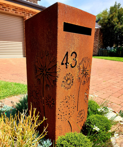 Medium Letterbox with Agapanthas pattern - Natural Rust finish Medium Letterbox with Agapanthas pattern - Natural Rust Finish