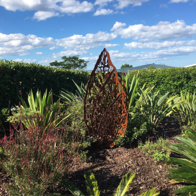 Triple Leaf Sculpture Triple Leaf Sculpture