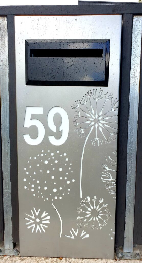 Custom Letterbox